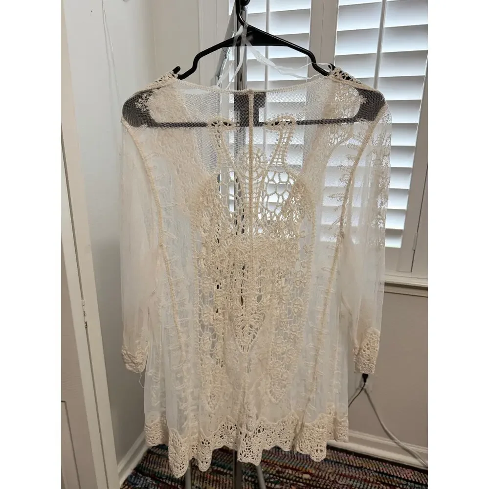 Liv Los Angeles Sheer Floral Peacock Lace Kimono